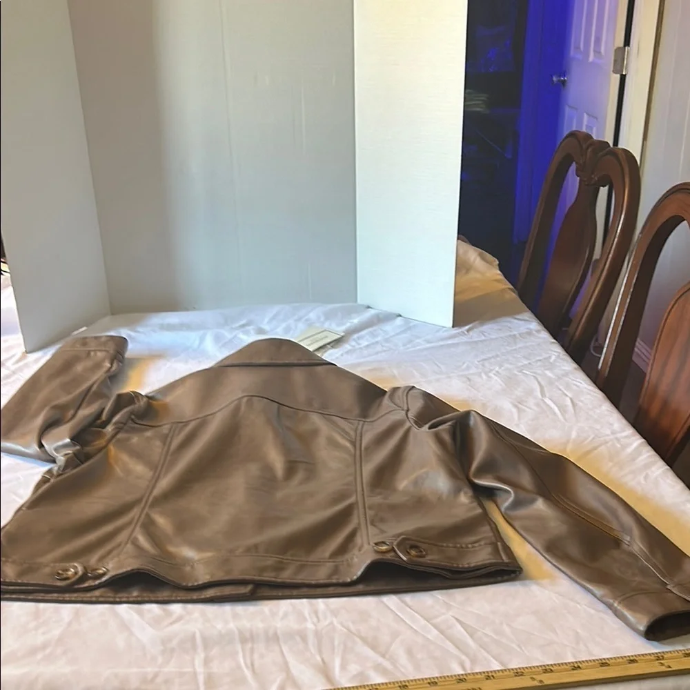 Stylish Tan Leather Jacket with Button Detail